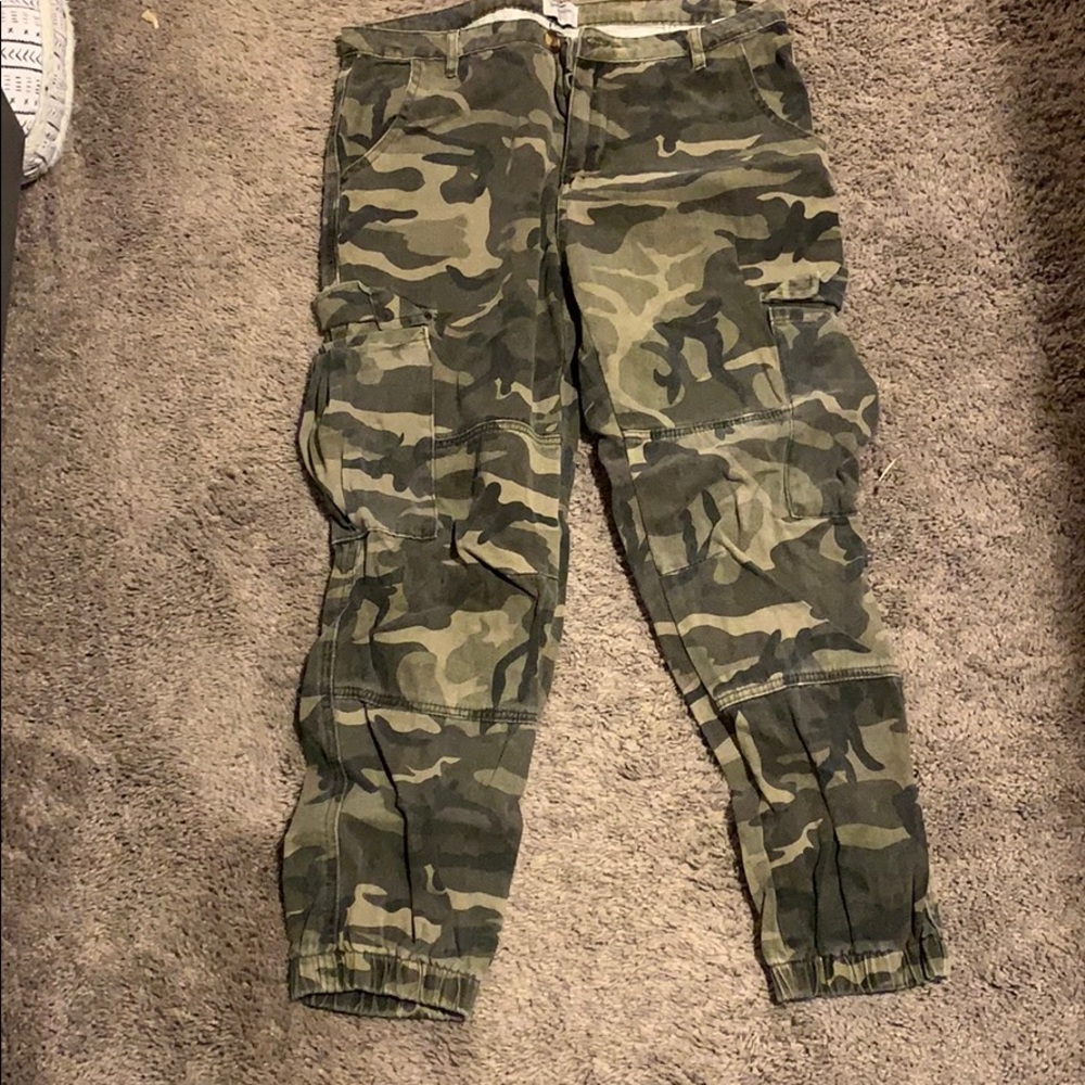 Camo pants